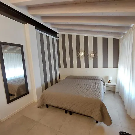 Apartment Casa Pergola 2 - Fronte Piscina, Parking *
