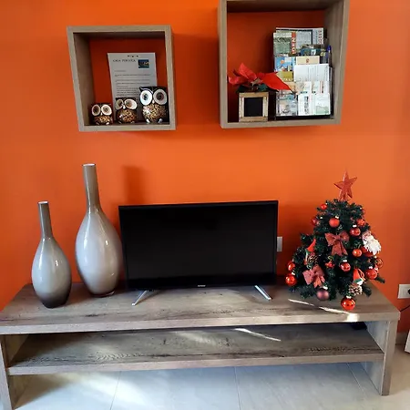 Casa Pergola 2 - Fronte Piscina, Parking Apartment *