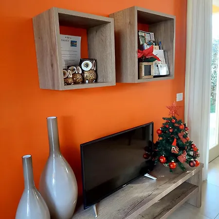 Casa Pergola 2 - Fronte Piscina, Parking Bardolino