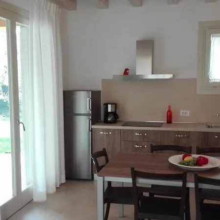Casa Pergola 2 - Fronte Piscina, Parking Lejlighed *