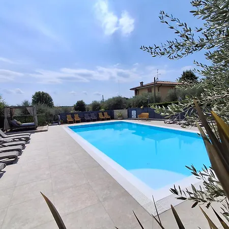 Casa Pergola 2 - Fronte Piscina, Parking *