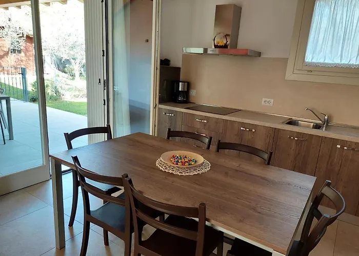 Casa Pergola 2 - Fronte Piscina, Parking *